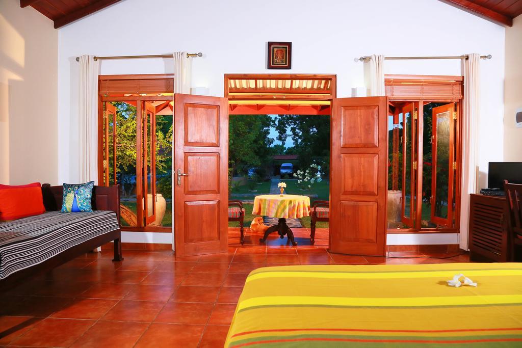 Shangri-Lanka Village Tissamaharama Ngoại thất bức ảnh