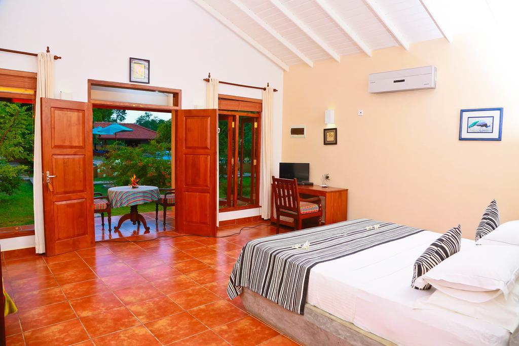 Shangri-Lanka Village Tissamaharama Ngoại thất bức ảnh